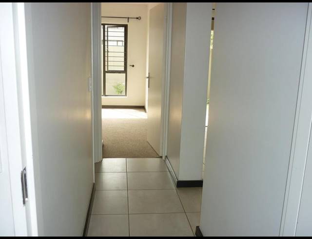 1 BEDROOM APARTMENT FOR SALE IN LONEHILL